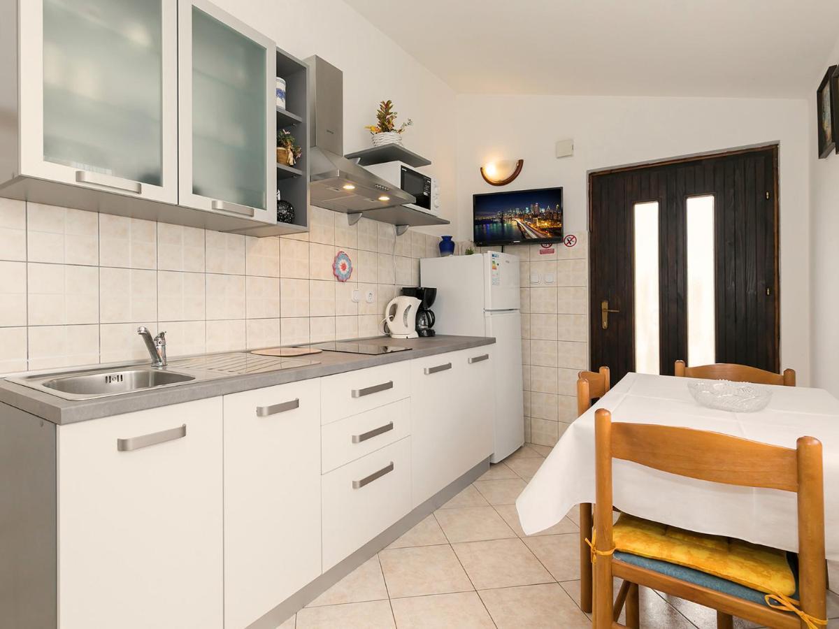 Apartments Graziella Пореч Экстерьер фото