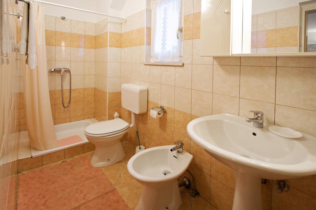 Apartments Graziella Пореч Экстерьер фото