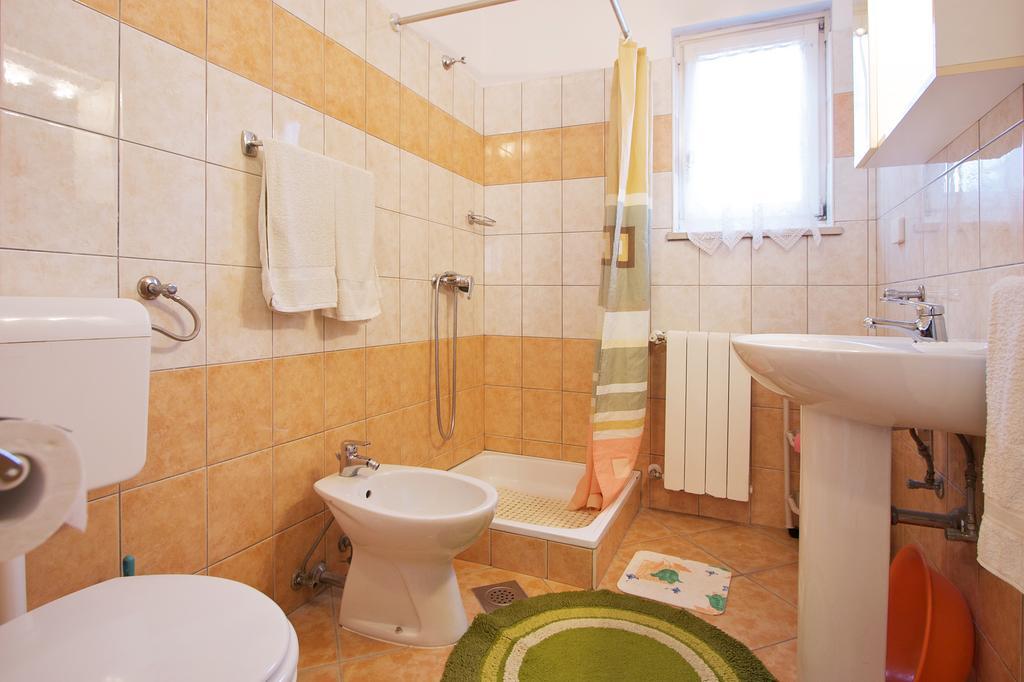 Apartments Graziella Пореч Экстерьер фото